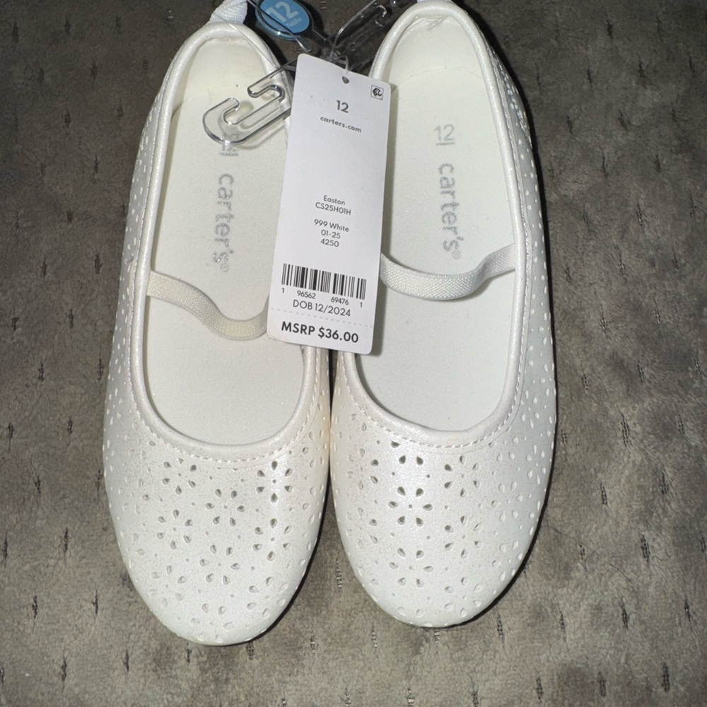 BRAND NEW!! FINAL!! Carter's Little Girls Size 12 Cream and Tan Shoes